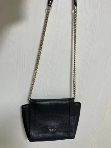 FURLA 블랙 숄더백