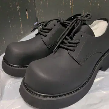 새상품! 미사용! 블랙 통굽! 힐 5.5cm! 캐주얼 슈즈