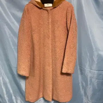 [ 미사용품 ] BUI 플리스 후드 부착 롱 코트