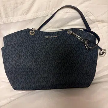 MICHAEL KORS 네이비 숄더백
