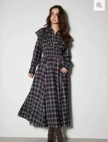 미사용 새상품 리엔다 체크 롱 원피스