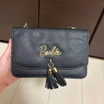 [ 오늘 판매 종료 가격 인하 상담 ] Barbie 블랙 숄더백