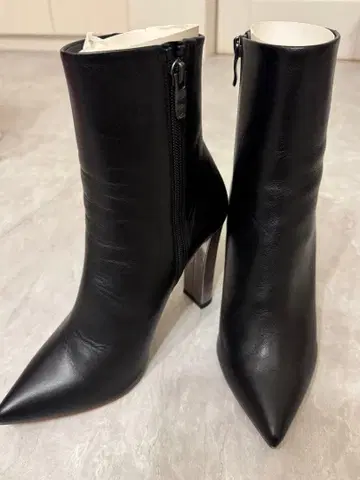 다이애나 스틸레토 부츠 와이드 힐 25cm