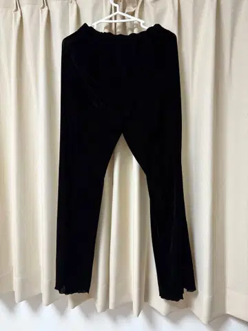 kastane 카스타네 튤 벨로아 팬츠 (블랙) 0