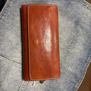 Dakota 브라운 가죽 장지갑