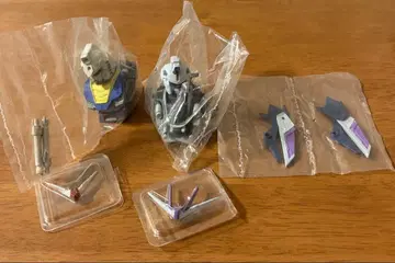 기동전사 건담 건담 헤드 트레이딩 피규어