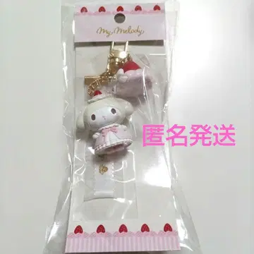 산리오 마이멜로디 딸기 휘핑 숏케이크 키링