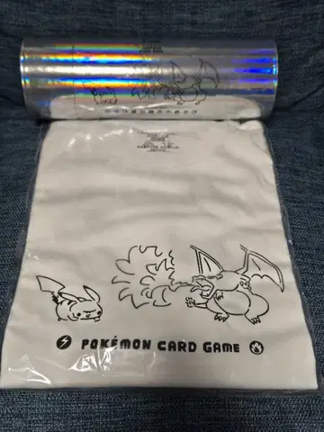 PUBLIC TOKYO YU NAGABA 피카츄 & 리자몽 TEE