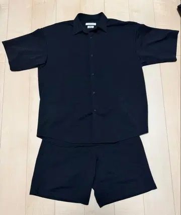 어반 리서치 기능성 와이드 블랙 사이즈 2