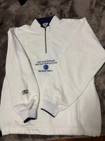 ONTHECOURT 화이트 집업 트레이닝복 농구
