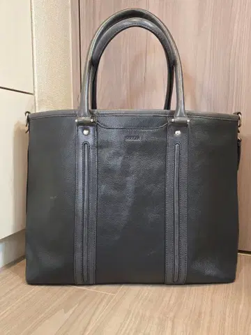 TSC x SEEKER 다기능 가죽 비즈니스 백