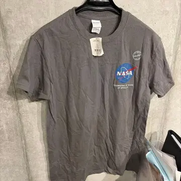 [ 미사용 택 포함 ] NASA 차콜 그레이 T셔츠 S