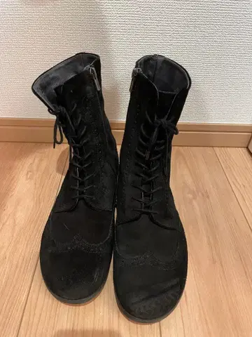 38 라라미 하이 스웨이드 블랙 블랙 24.5cm