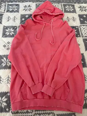 PUNYUS 피그먼트 후드티