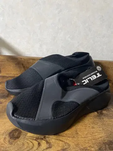 [ 미사용 ] 테릭 TELIC 리커버리 샌들 슬립온 27.0cm