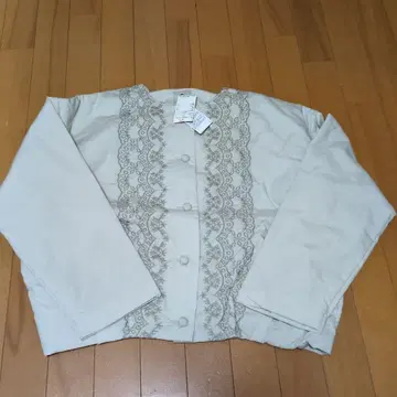 SM2 레이스 장식 베이지 노카라 자켓