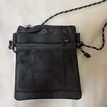 One-mile Mini Pochette