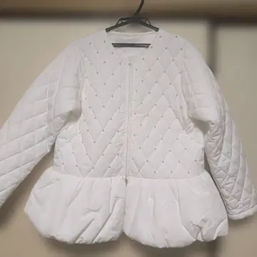 Deux amour 화이트 퀼팅 다운 자켓