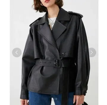 블랙 가죽 벨트 부착 자켓