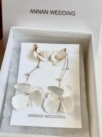 ANNAN WEDDING 귀찌 [ ME134 ]