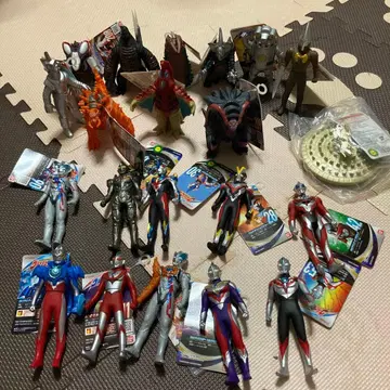 울트라맨 피규어 세트 21개 덤 봉투