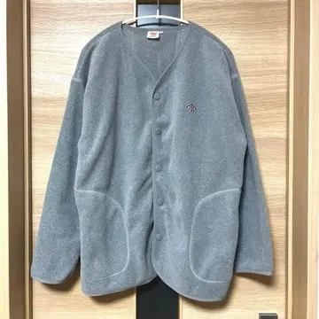 라운드하우스 ROUND HOUSE 디즈니 월드 크루 착용 보온 플리스