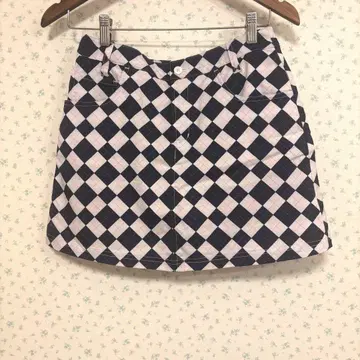 풋조이 미니 스커트