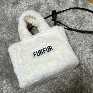 FURFUR 퍼 숄더백 화이트 2way 복슬복슬