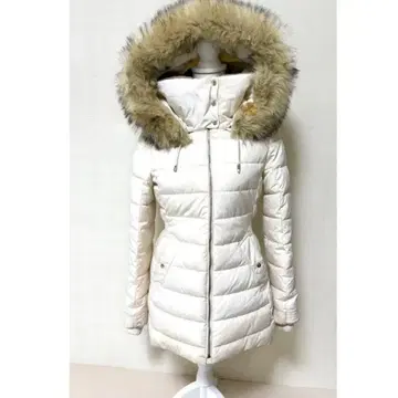 ZARA 화이트 다운 자켓 XS 퍼