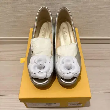 힐즈아베뉴 오픈토 펌프스 22.5