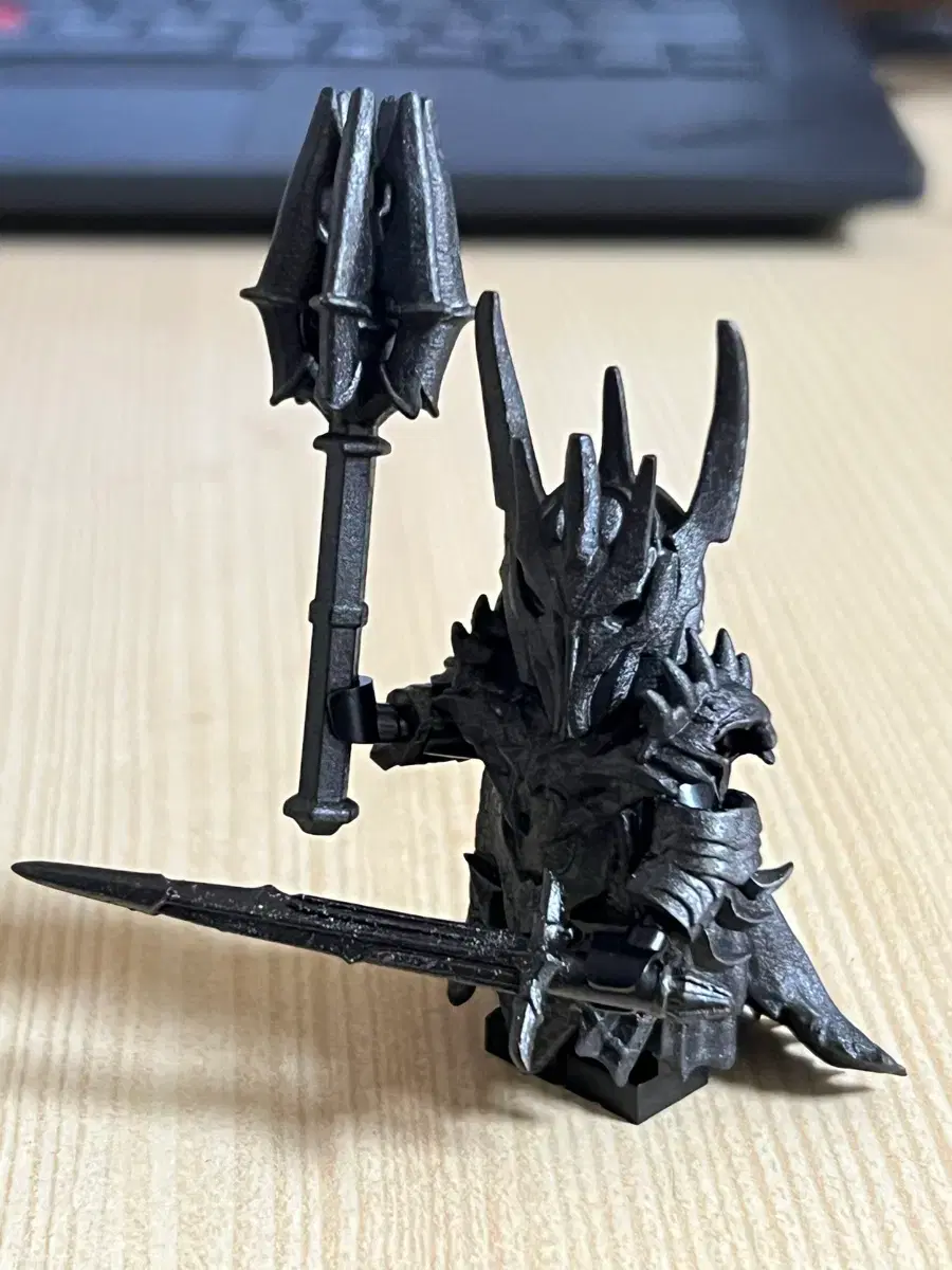 Lego 10333 The Lord of the Rings/Castle Sauron Custom Minifigure