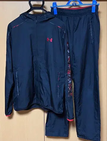 UNDER ARMOR 윈드 브레이커 상하의