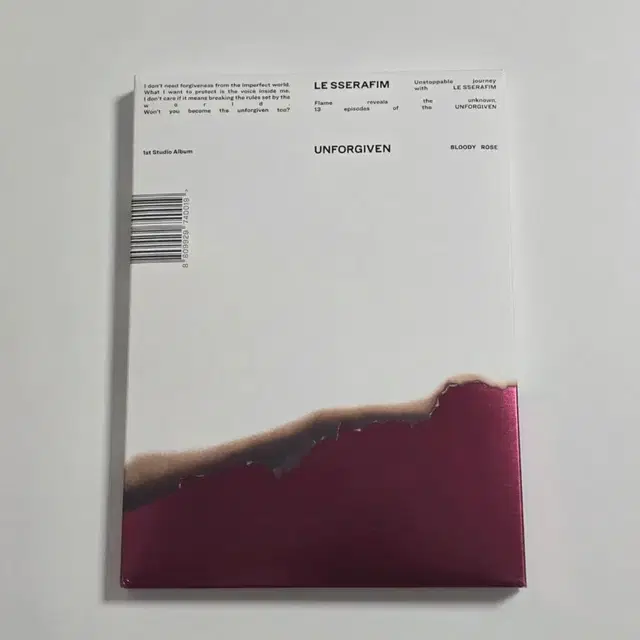 르세라핌 정규 1집 앨범 블러디로즈 포카