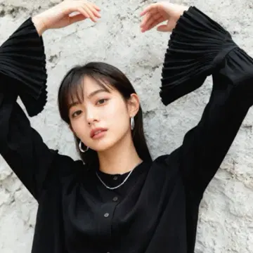 HARE 하레 2WAY 소매 플리츠 셔츠 블랙 블라우스 모드 블랙