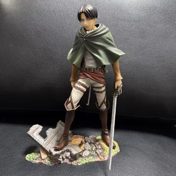 BRAVE-ACT 1/8 리바이 피규어