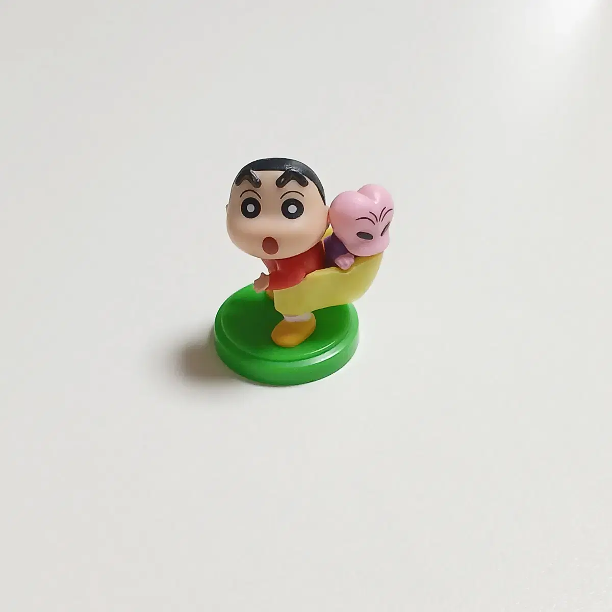 Crayon Shin-chan Choco Egg Mini Figure