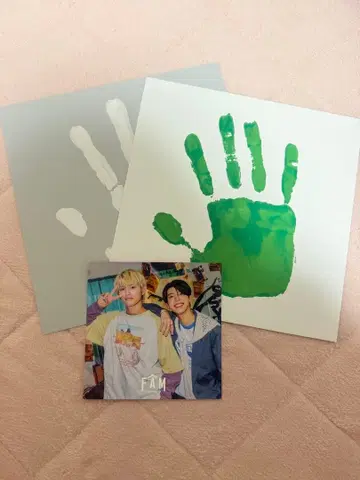 timelesz 마츠시마 소 & 시노즈카 다이키 손 모양 & 어나더 자켓