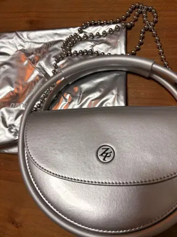 nana-nana x ZUTOMAYO Hoop(Cosmic Silver)