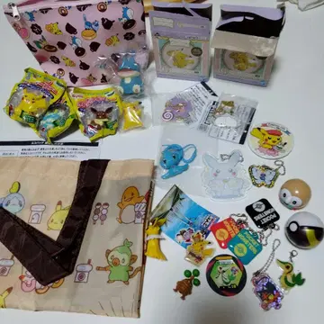 포켓몬 굿즈 모음