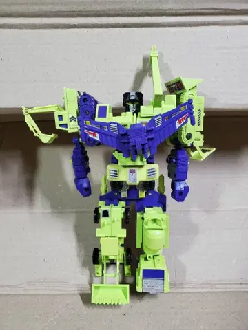 데바스터 트랜스포머