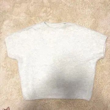 Mila Owen 라이트 그레이 니트 스웨터 베스트 원사이즈 복슬복슬