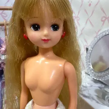 레트로 일본제 옷 갈아입히기 인형 타카라 파마 헤어 귀걸이 포함