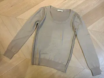 GALLARDAGALANTE 베이지 긴팔 니트