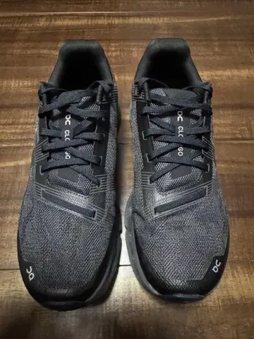 On Cloudgo 스니커즈