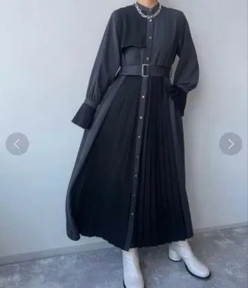 HARE 소매 플리츠 절개 원피스 블랙