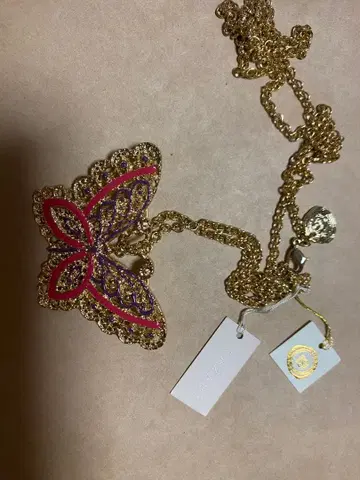 사자비 나비 디자인 목걸이 택 포함 새상품