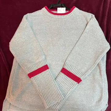 그레이 긴팔 니트 스웨터 별 자수