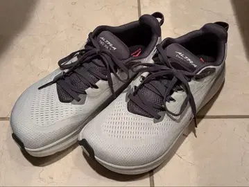 알트라 포워드 비아 2 26.5cm