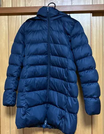 유니클로 스트레치 다운 네이비