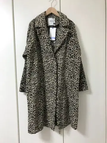 ZARA 레오파드 무늬 레오파드 코트
